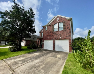 3514 Leaf Vines Drive - Photo Thumbnail 3