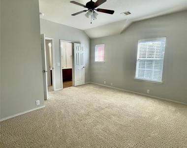 3514 Leaf Vines Drive - Photo Thumbnail 31
