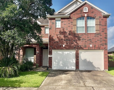 3514 Leaf Vines Drive - Photo Thumbnail 2