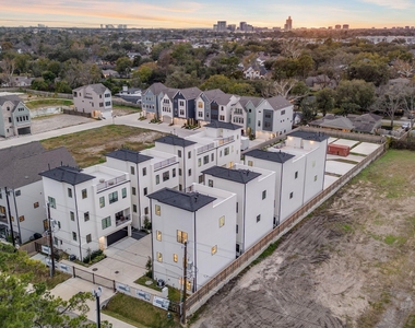 8706 Ojeman Villas Drive - Photo Thumbnail 46