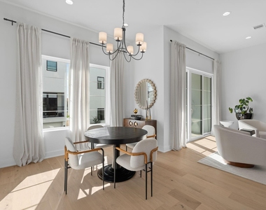 8706 Ojeman Villas Drive - Photo Thumbnail 18
