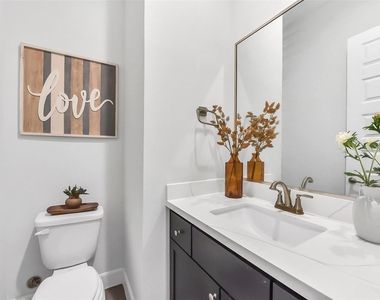 2804 Grand Fountains Drive - Photo Thumbnail 13