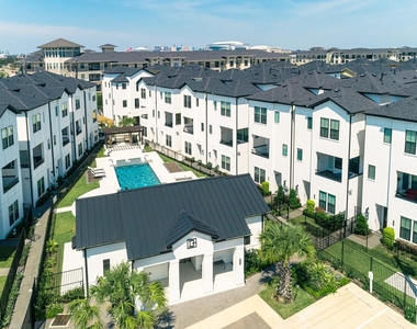 2804 Grand Fountains Drive - Photo Thumbnail 29