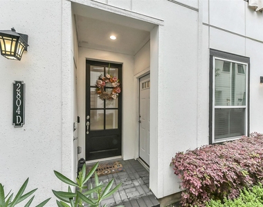2804 Grand Fountains Drive - Photo Thumbnail 26