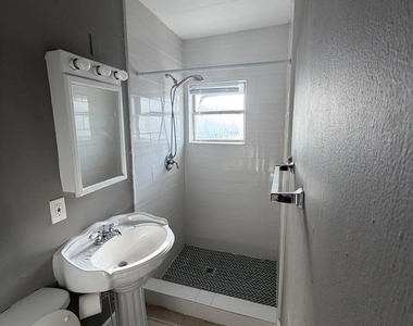 4334 Polk Street - Photo Thumbnail 5