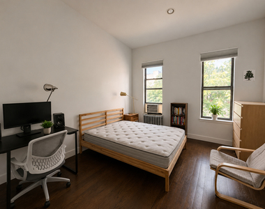 886 Franklin Avenue - Photo Thumbnail 2