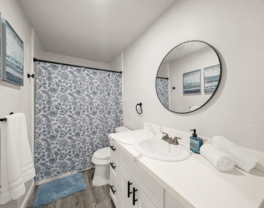 3214 Brea Crest Street - Photo Thumbnail 3
