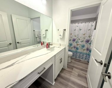 1301 Tan Gable Ln - Photo Thumbnail 27
