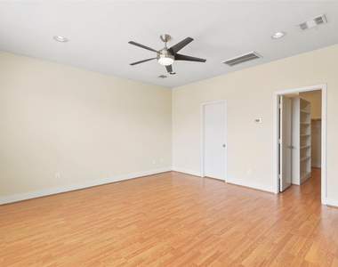 901 Roy Street - Photo Thumbnail 19