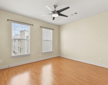 901 Roy Street - Photo Thumbnail 16
