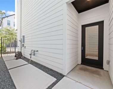 3705 Creekmont Green Lane - Photo Thumbnail 3