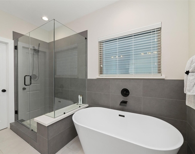 3705 Creekmont Green Lane - Photo Thumbnail 23