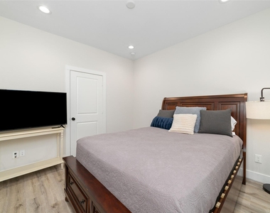3705 Creekmont Green Lane - Photo Thumbnail 24
