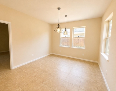 23311 Verita Court - Photo Thumbnail 12