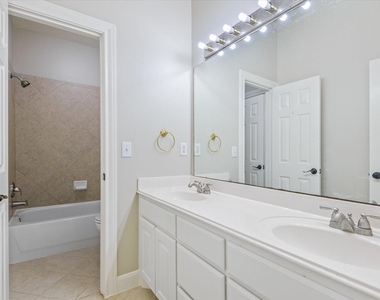 2635 Katie Harbor Drive - Photo Thumbnail 21