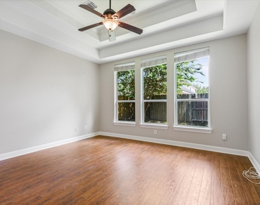 2635 Katie Harbor Drive - Photo Thumbnail 11