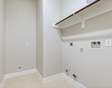 2635 Katie Harbor Drive - Photo Thumbnail 22