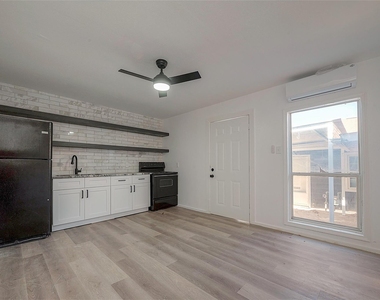 3320 Hays Street - Photo Thumbnail 1