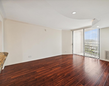 3525 Sage Road - Photo Thumbnail 5