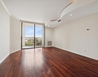3525 Sage Road - Photo Thumbnail 6