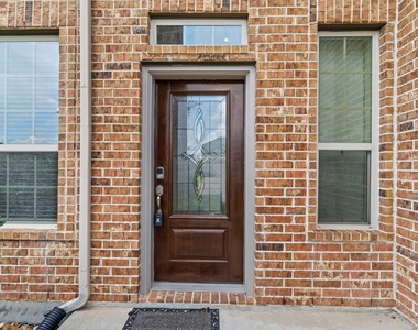 8026 Caden Mills Lane - Photo Thumbnail 16