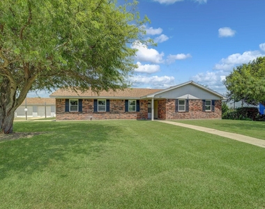 827 Pickney Avenue - Photo Thumbnail 2