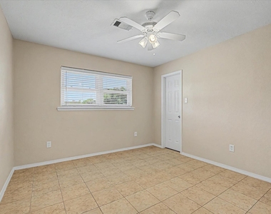 827 Pickney Avenue - Photo Thumbnail 30