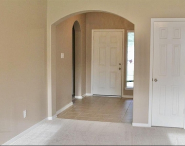 9419 Vander Rock Drive - Photo Thumbnail 5