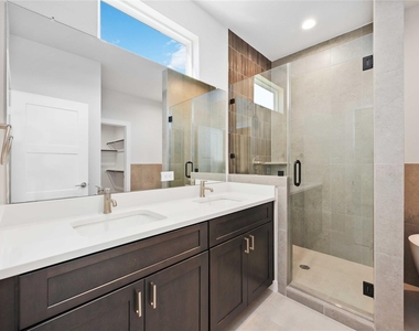 321 Charlock Street - Photo Thumbnail 28
