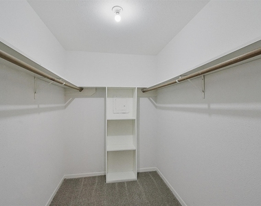 12955 Woodforest Boulevard - Photo Thumbnail 17