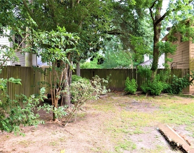 7718 High Village Drive - Photo Thumbnail 21