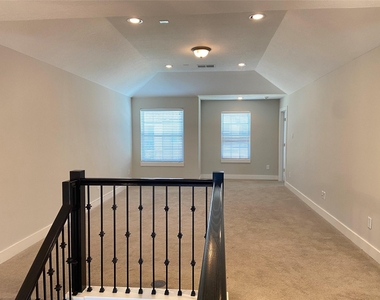 13409 Preston Cliff Court - Photo Thumbnail 19