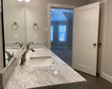13409 Preston Cliff Court - Photo Thumbnail 25