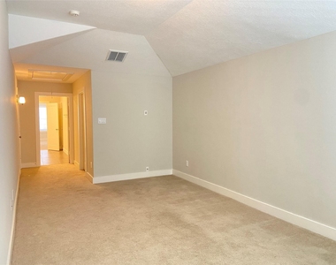 13409 Preston Cliff Court - Photo Thumbnail 30