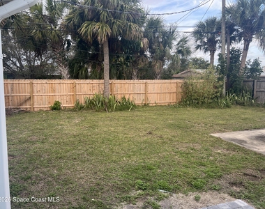 204 Cassia Boulevard - Photo Thumbnail 9
