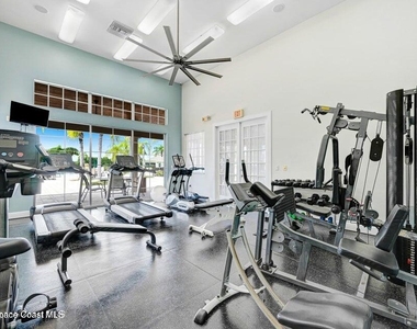 2039 Tullagee Avenue - Photo Thumbnail 52