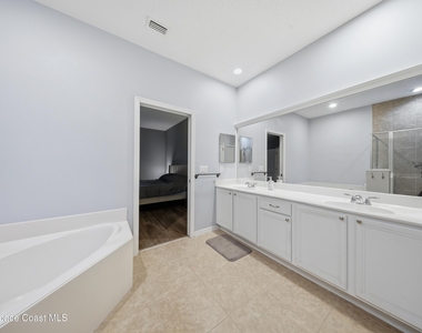 2039 Tullagee Avenue - Photo Thumbnail 21
