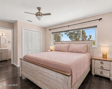 40 Adams Court - Photo Thumbnail 15