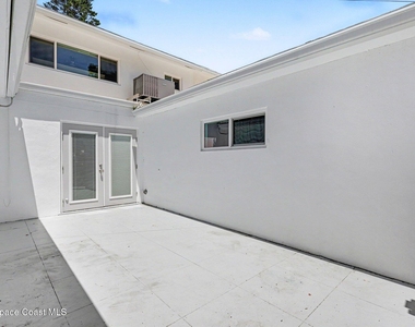 40 Adams Court - Photo Thumbnail 2