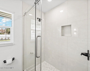 120 1st Avenue - Photo Thumbnail 21