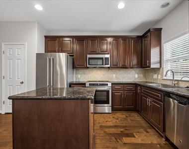 5106 Pinemont Place - Photo Thumbnail 3