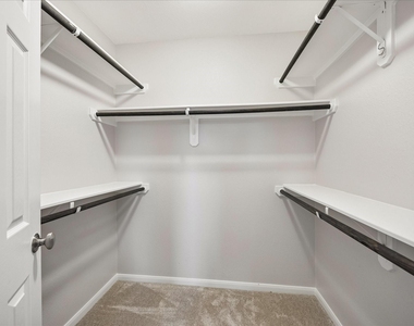 5106 Pinemont Place - Photo Thumbnail 9