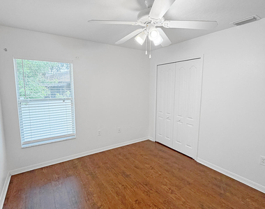 467 Sauders Road Se - Photo Thumbnail 17