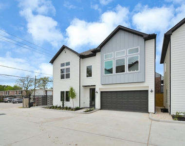 2903 Sherwood Green Lane - Photo Thumbnail 2