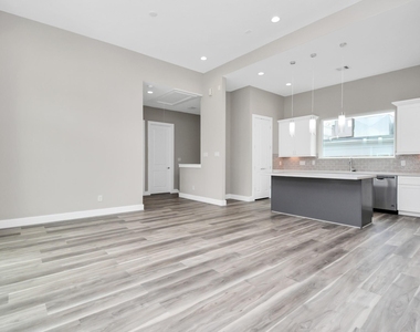 2903 Sherwood Green Lane - Photo Thumbnail 20