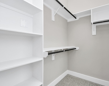 2903 Sherwood Green Lane - Photo Thumbnail 27