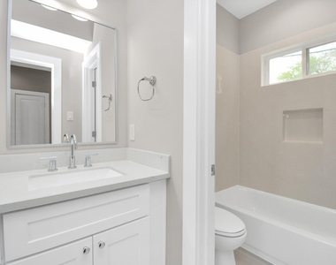 2903 Sherwood Green Lane - Photo Thumbnail 17