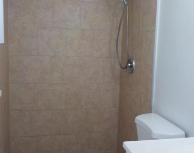 636 Hampton Drive Ne - Photo Thumbnail 8