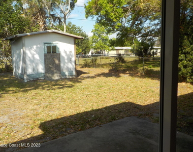 636 Hampton Drive Ne - Photo Thumbnail 15