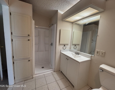 1924 Seagrape Street Ne - Photo Thumbnail 14